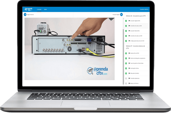 Treinamento técnico com DVR, NVR, cabeamento e infraestrutura de CFTV